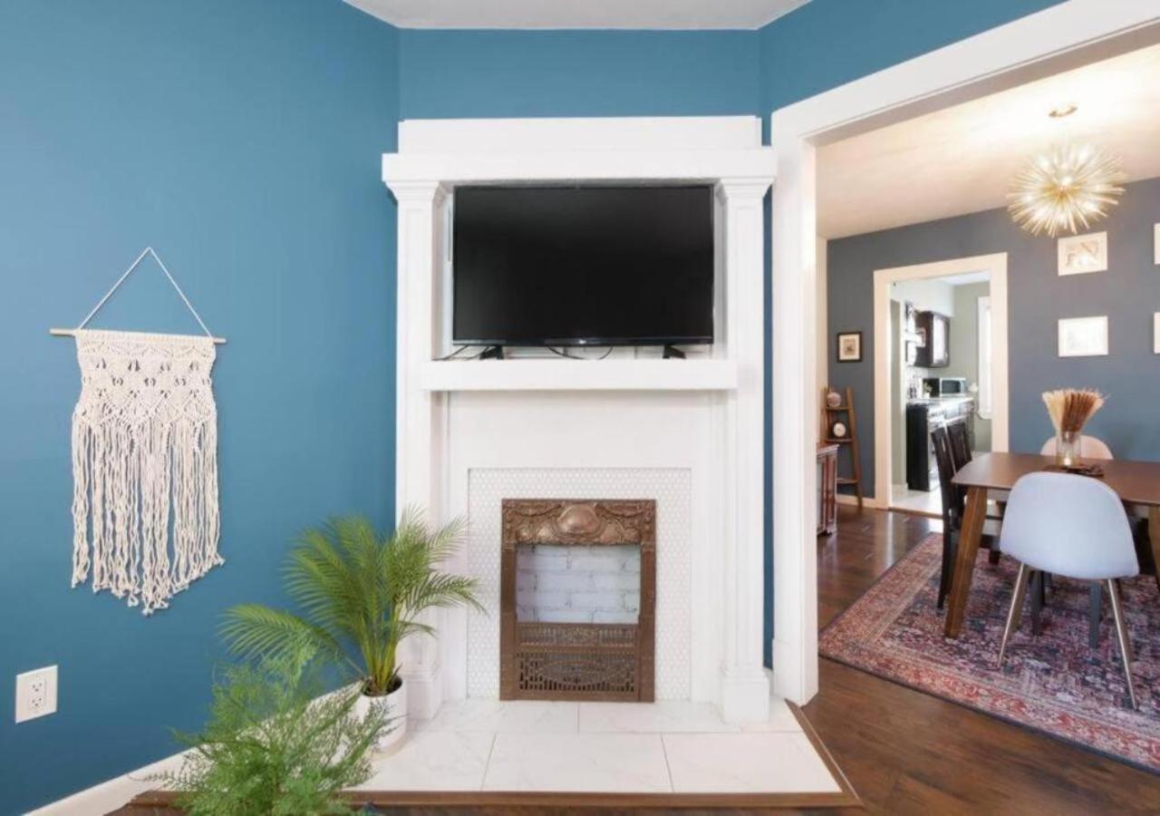Historic In Ohio Near W25! Holiday home Cleveland